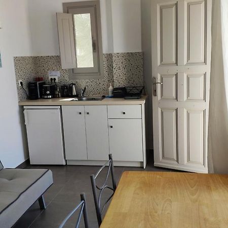 Apartment For 2-3 People Megalochori  Ngoại thất bức ảnh